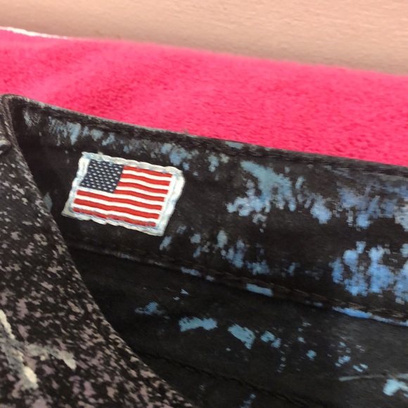 True Religion - Picture 6 of 6